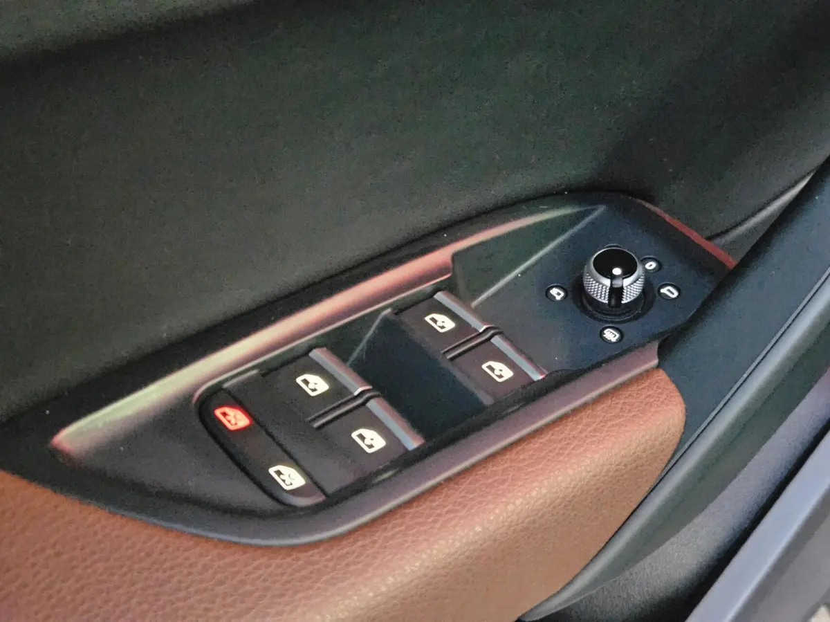 2.0 TFSI quattro Design Pro Line Plus Lage Kilometer