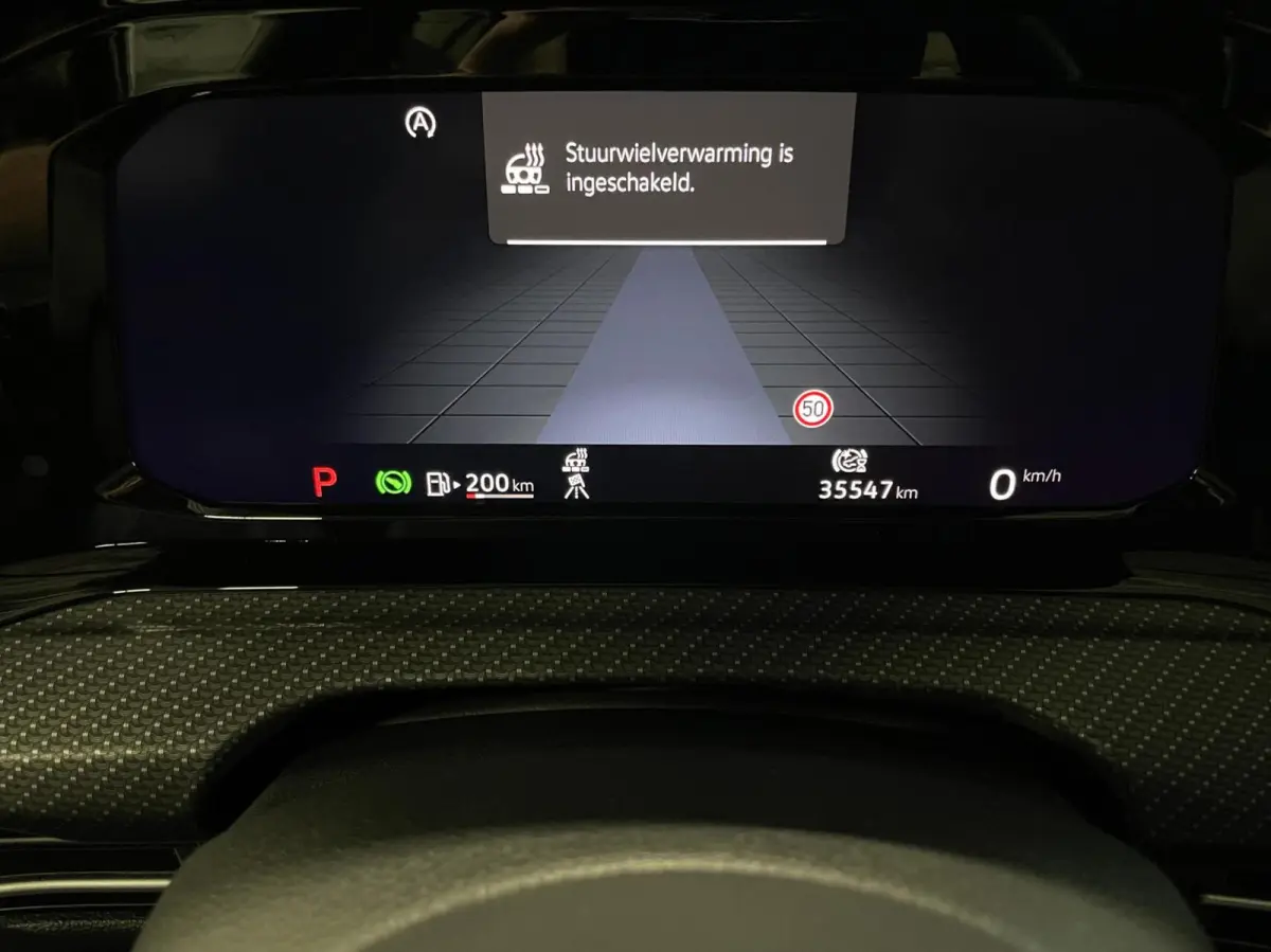 8 1.5 TSI R-Line Black Style/ Camera/ 18''LMV/ CarPlay/ Sfeerverlichting