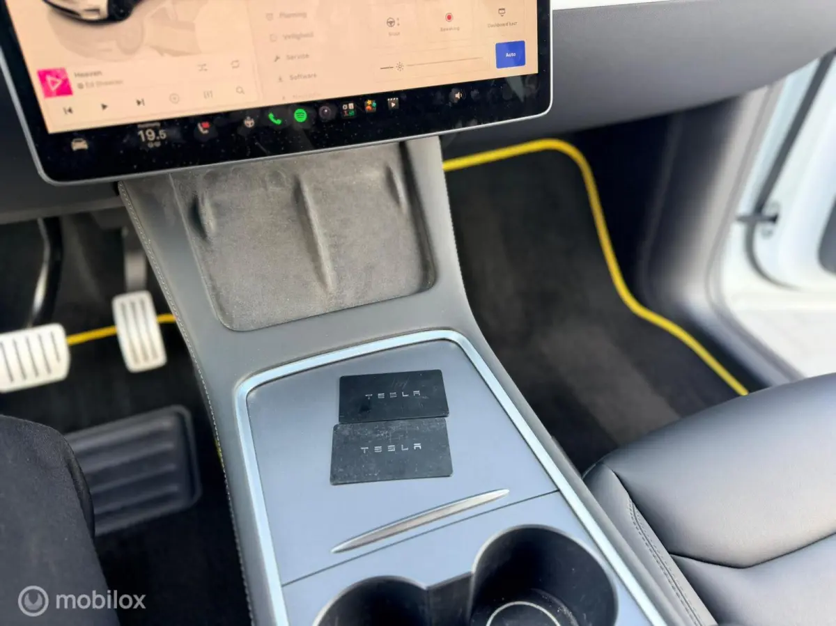 Performance AWD 75 kWh