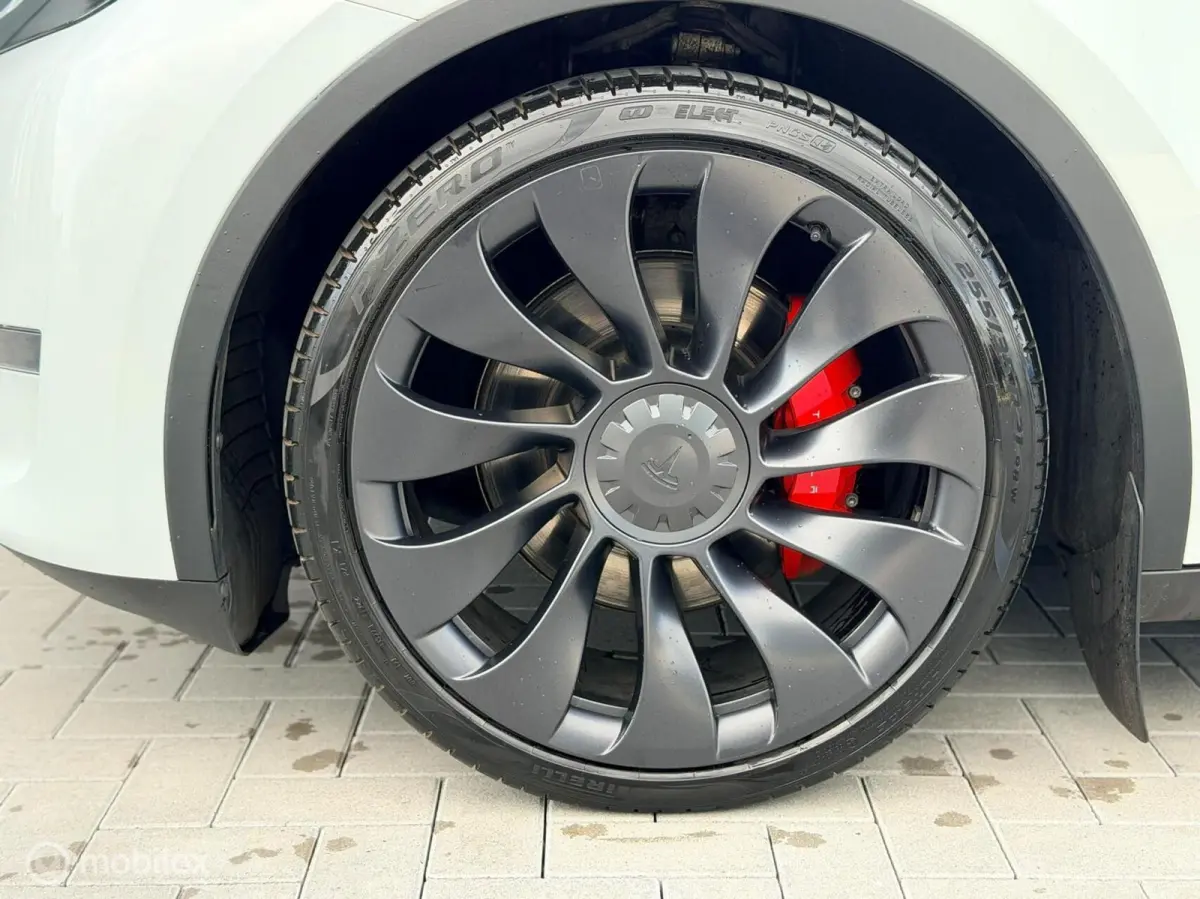 Performance AWD 75 kWh