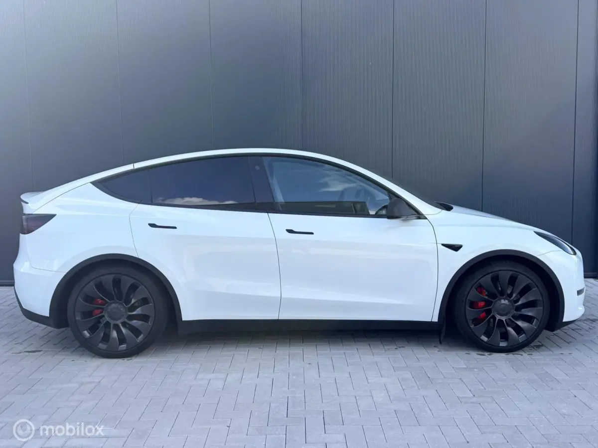 Performance AWD 75 kWh