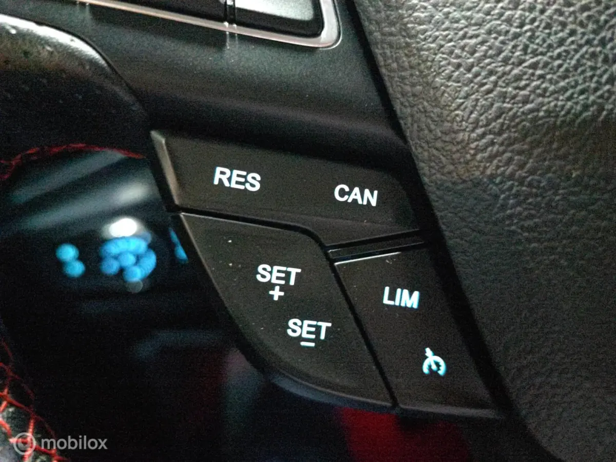 1.0 EcoBoost ST-LINE NW DISTRIBUTIERIEM TREKHAAK LED CRUISE NAVI LEER CARPLAY CAMERA NW APK