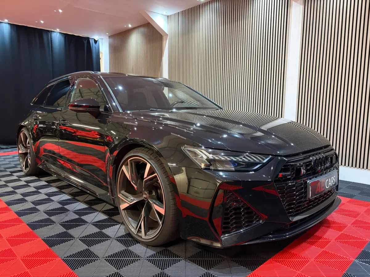 Audi RS6 Avant 4.0 TFSI Quattro Pano Soft close B&O 360° Stoelvent "Akrapovic"