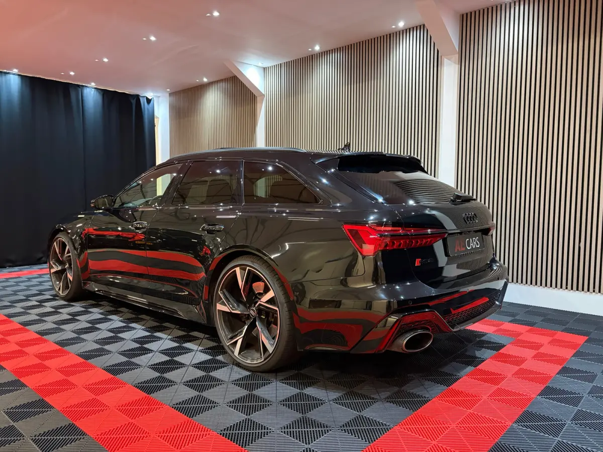 Audi RS6 Avant 4.0 TFSI Quattro Pano Soft close B&O 360° Stoelvent "Akrapovic"