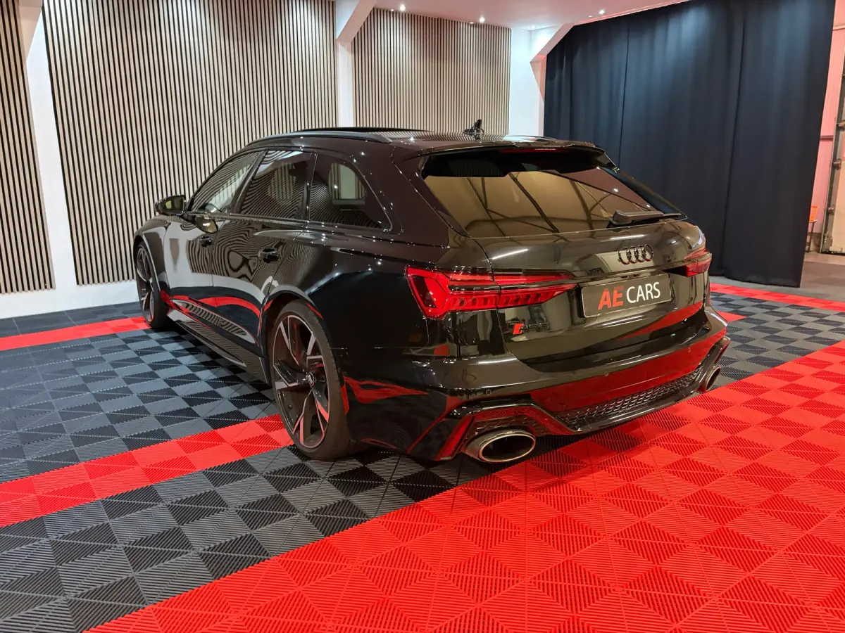 Audi RS6 Avant 4.0 TFSI Quattro Pano Soft close B&O 360° Stoelvent "Akrapovic"