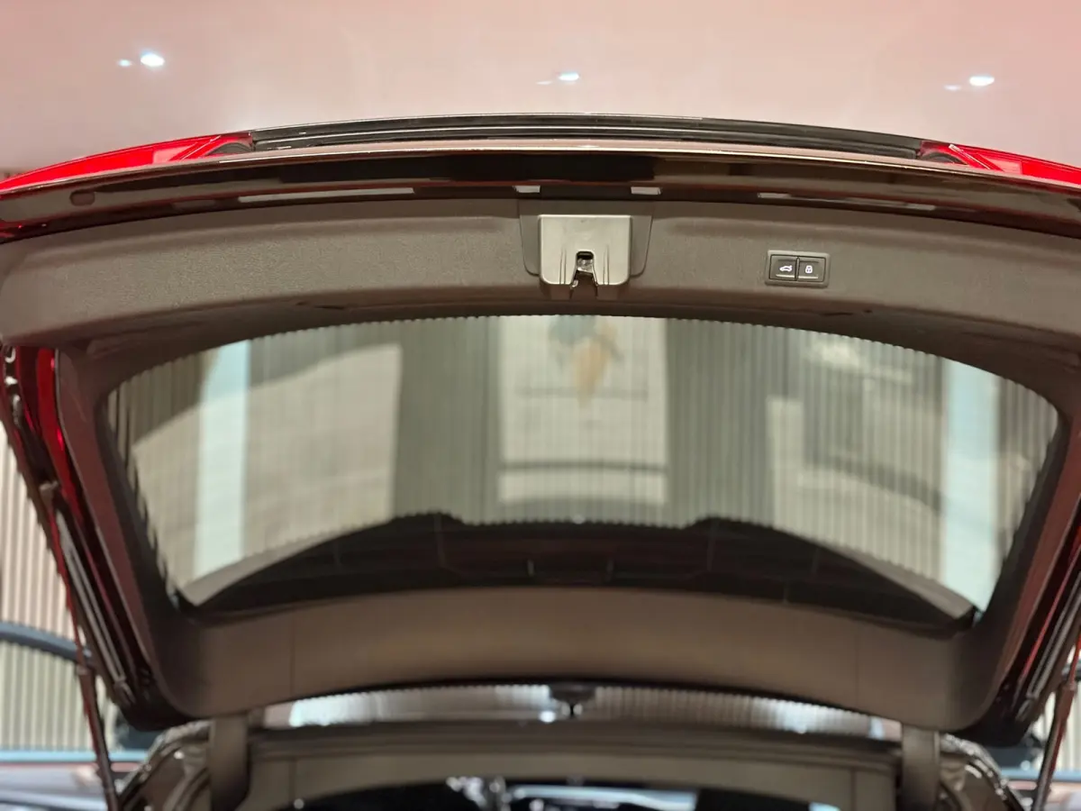 Audi RS6 Avant 4.0 TFSI Quattro Pano Soft close B&O 360° Stoelvent "Akrapovic"
