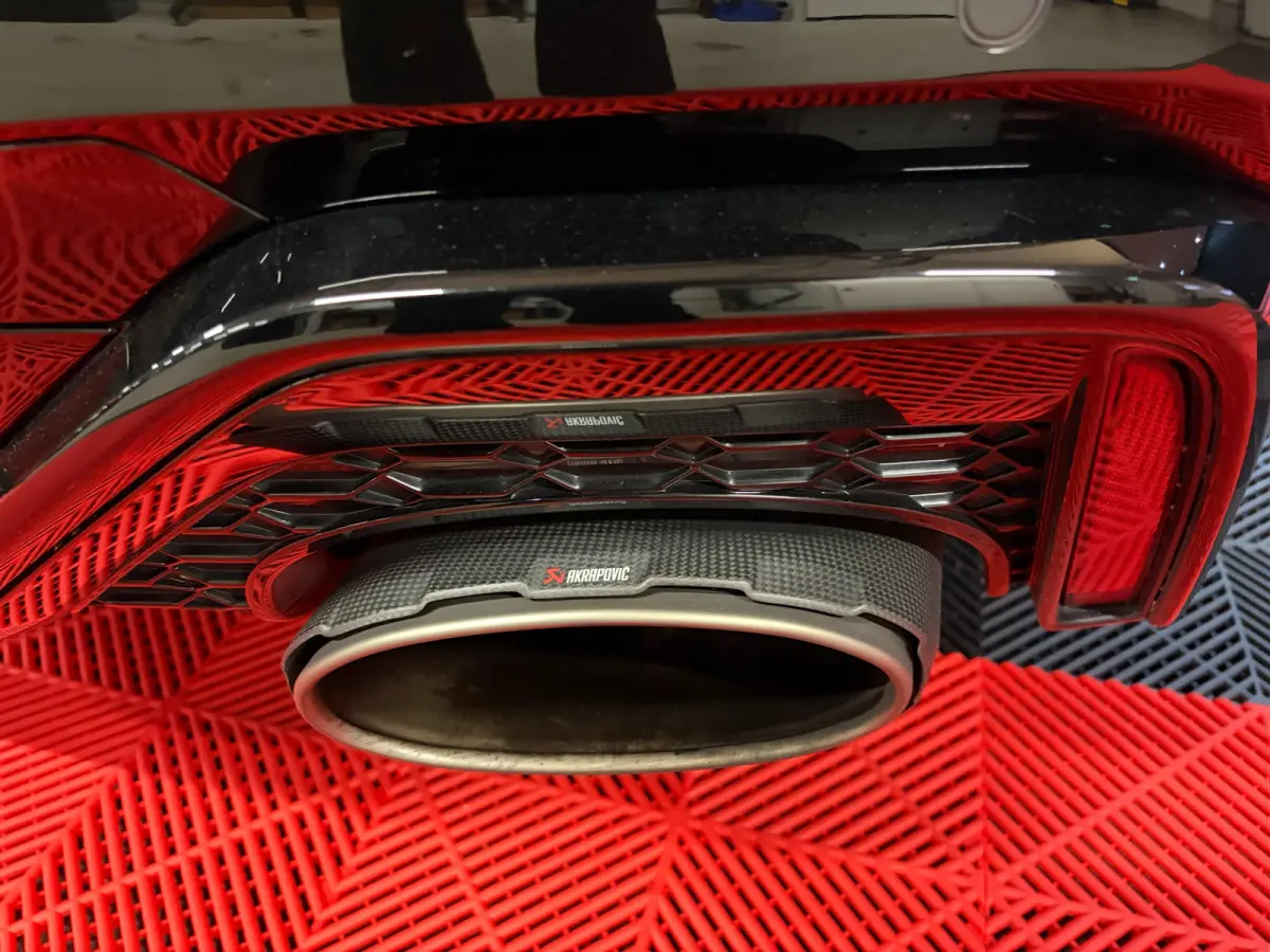Audi RS6 Avant 4.0 TFSI Quattro Pano Soft close B&O 360° Stoelvent "Akrapovic"