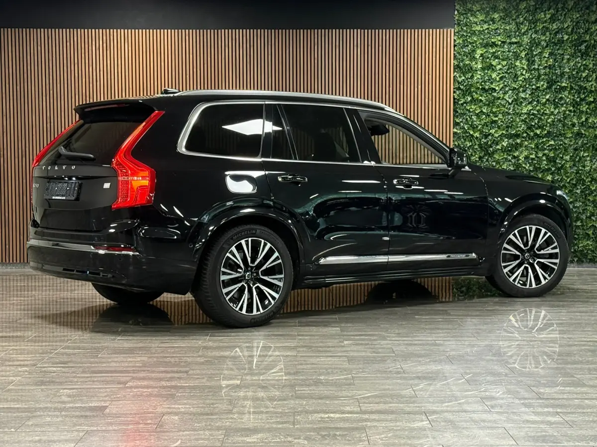 T8 AWD Recharge Ultimate Bright | Luchtvering | Trekhaak | 360 Camera | Head-Up Display | 455pk | Harman Kardon | Adaptieve Cruise Control | Stoelverwarming voor+achter | Stuurwielverwarming
