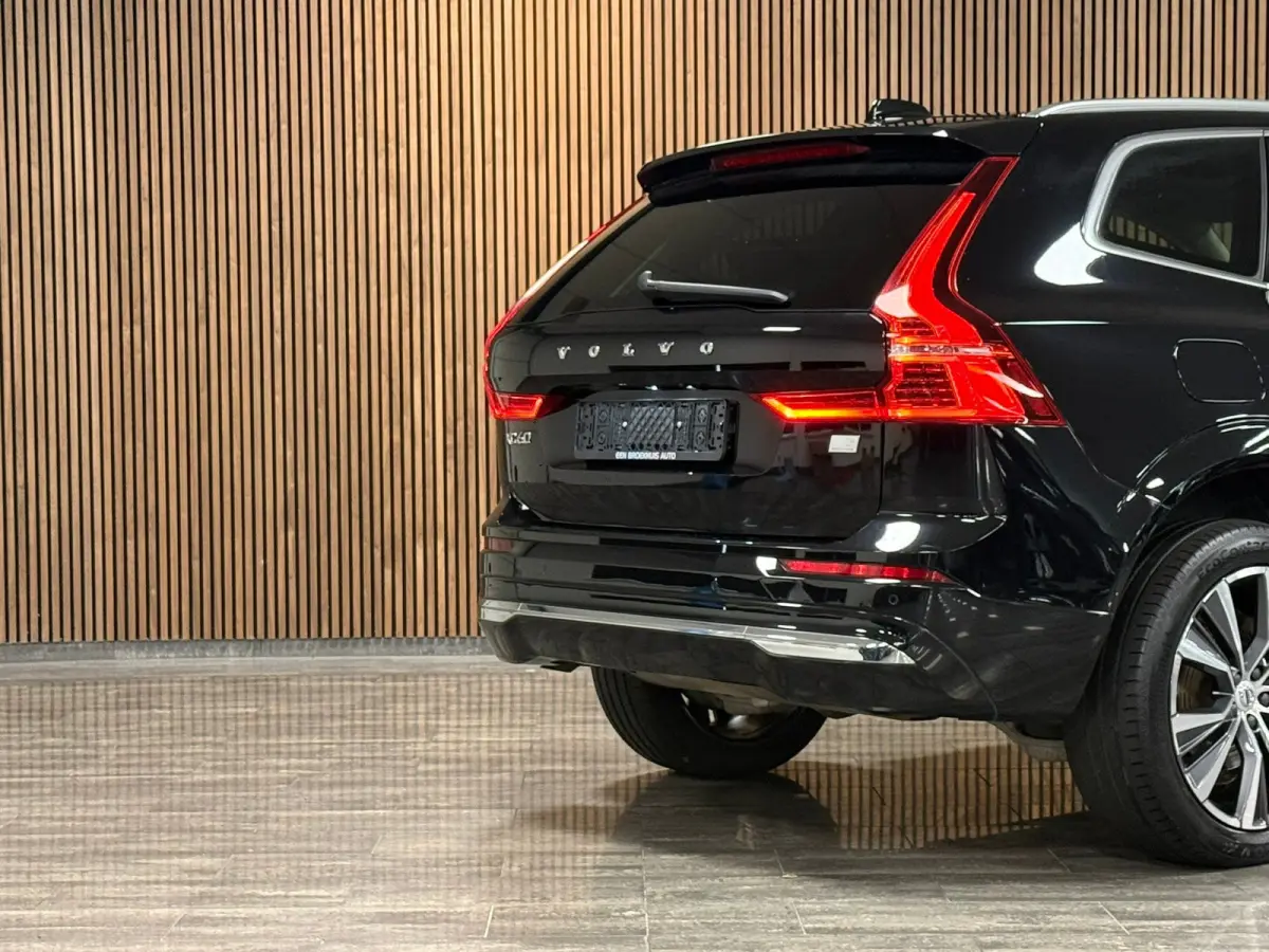 T6 AWD Recharge Ultimate Bright Long Range | Luchtvering | Trekhaak | Head-Up Display | Harman Kardon | Parkeercamera | Adaptieve Cruise Control | Stoelverwarming | Stuurwielverwarming | Sch