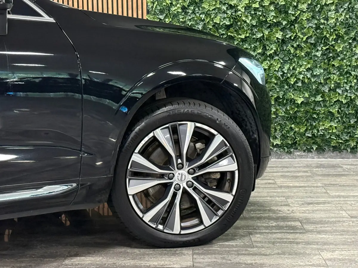 T6 AWD Recharge Ultimate Bright Long Range | Luchtvering | Trekhaak | Head-Up Display | Harman Kardon | Parkeercamera | Adaptieve Cruise Control | Stoelverwarming | Stuurwielverwarming | Sch