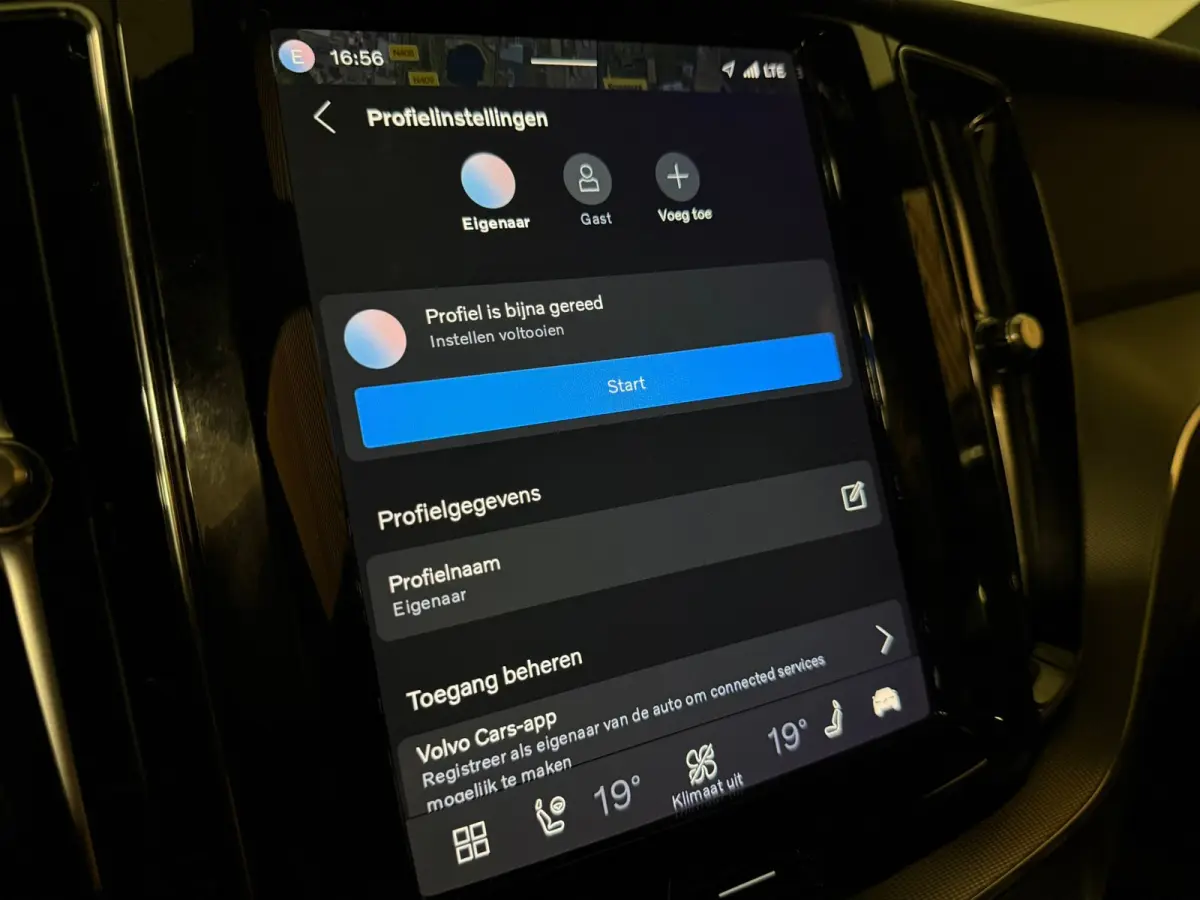 T8 AWD Recharge Plus Dark | Luchtvering | Trekhaak | 360° Camera | Harman Kardon | 455pk | Adaptieve Cruise Control | Stoelverwarming voor+achter | Stuurwielverwarming | Full LED Meesturend