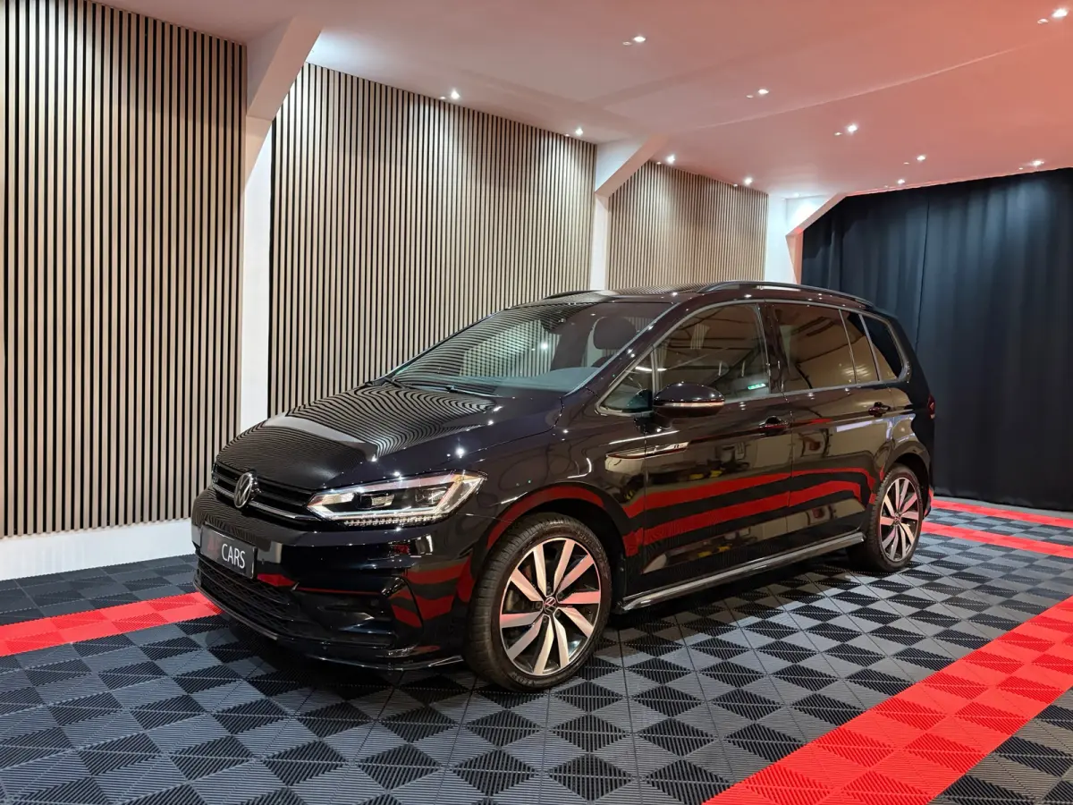 1.5 TSI Highline Executive R-Line-pakket 7p Pano Virtual Camera Keyless ACC Trekhaak
