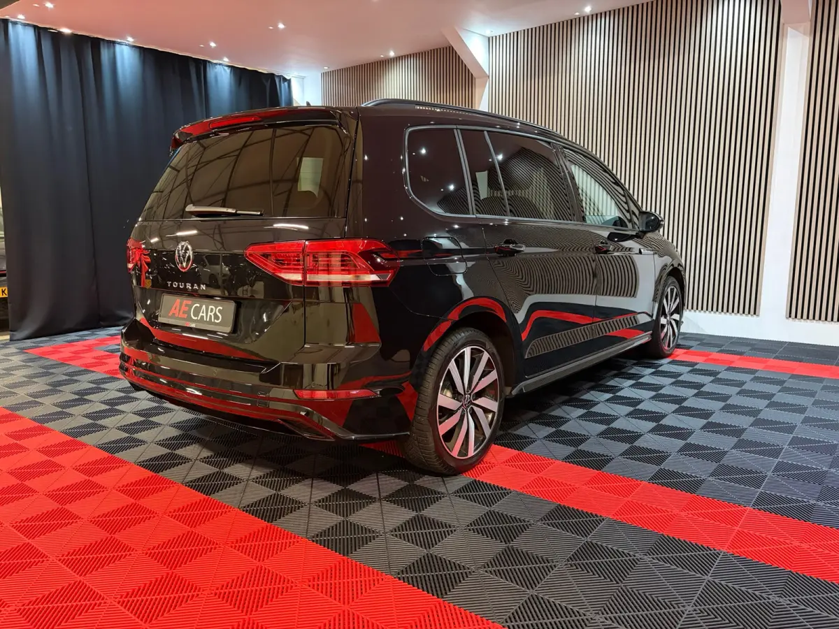 1.5 TSI Highline Executive R-Line-pakket 7p Pano Virtual Camera Keyless ACC Trekhaak
