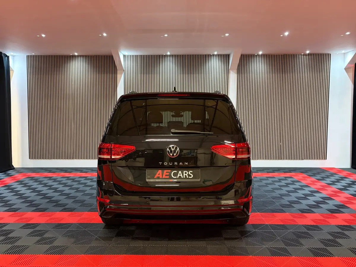 1.5 TSI Highline Executive R-Line-pakket 7p Pano Virtual Camera Keyless ACC Trekhaak