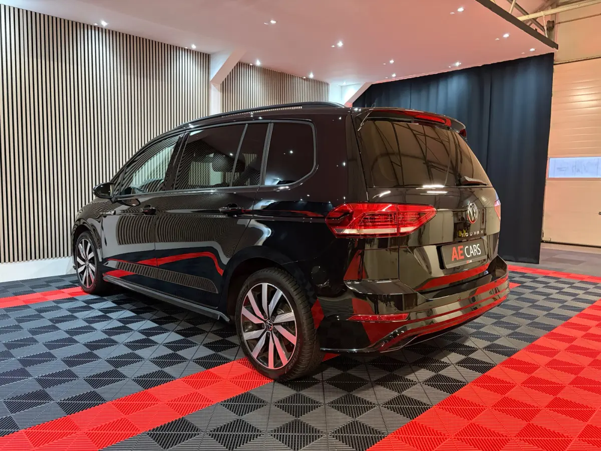 1.5 TSI Highline Executive R-Line-pakket 7p Pano Virtual Camera Keyless ACC Trekhaak