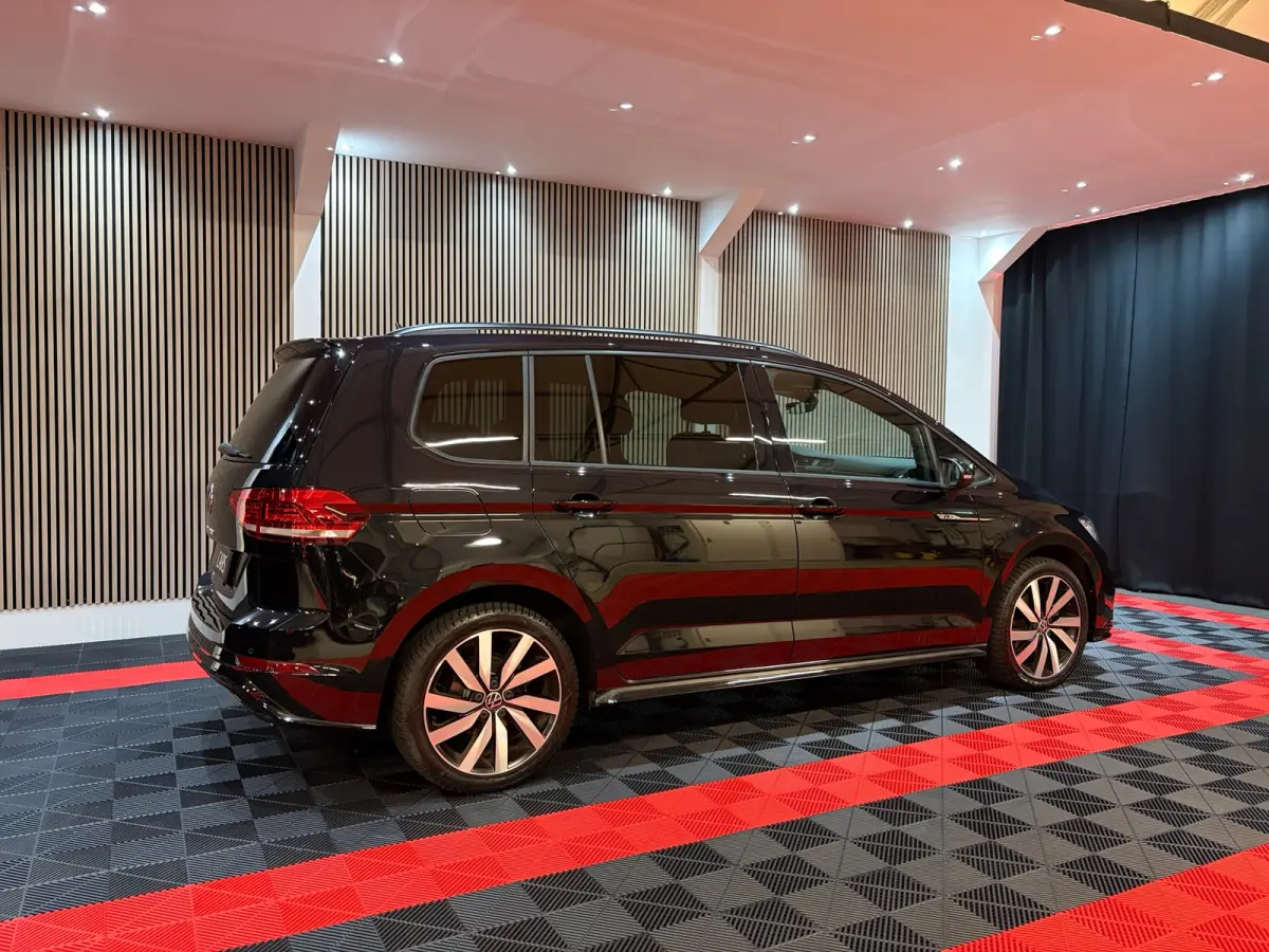 1.5 TSI Highline Executive R-Line-pakket 7p Pano Virtual Camera Keyless ACC Trekhaak