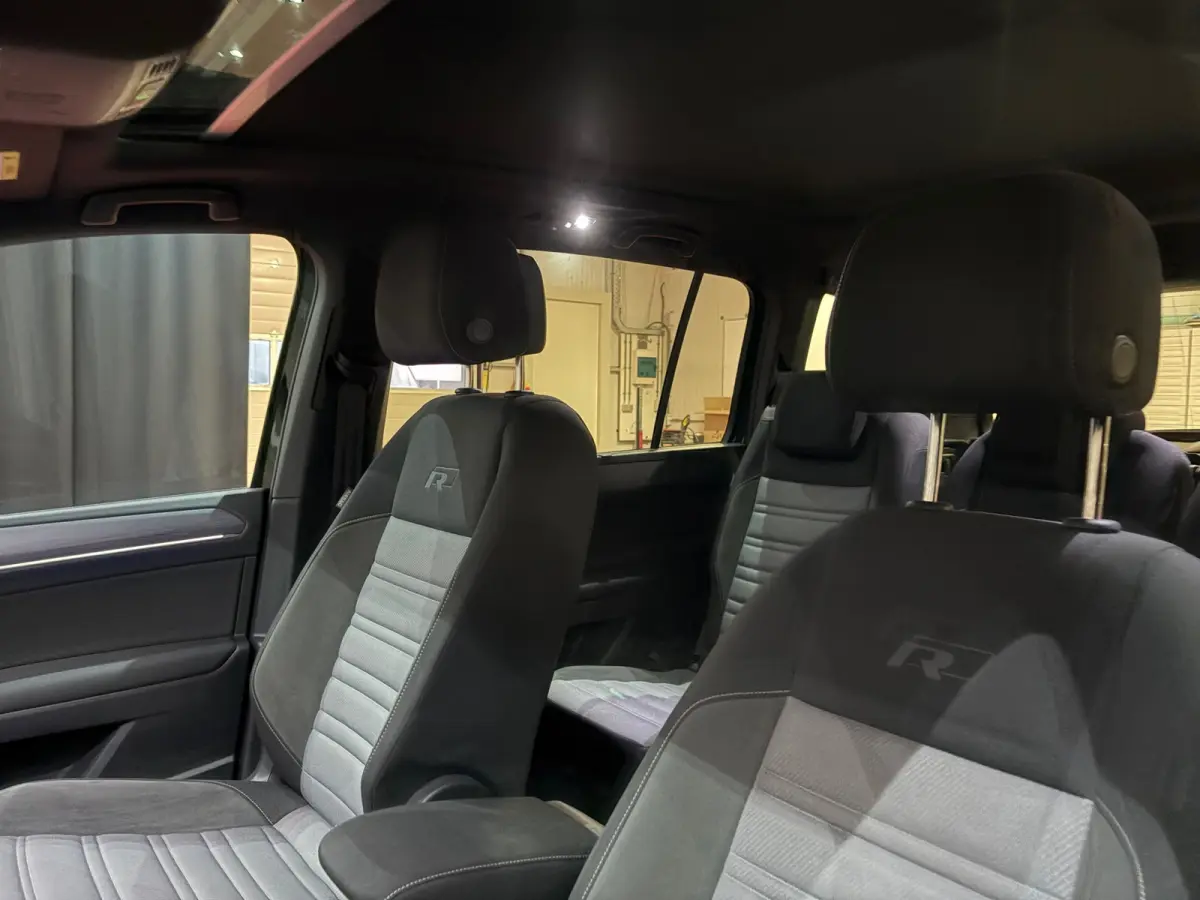 1.5 TSI Highline Executive R-Line-pakket 7p Pano Virtual Camera Keyless ACC Trekhaak