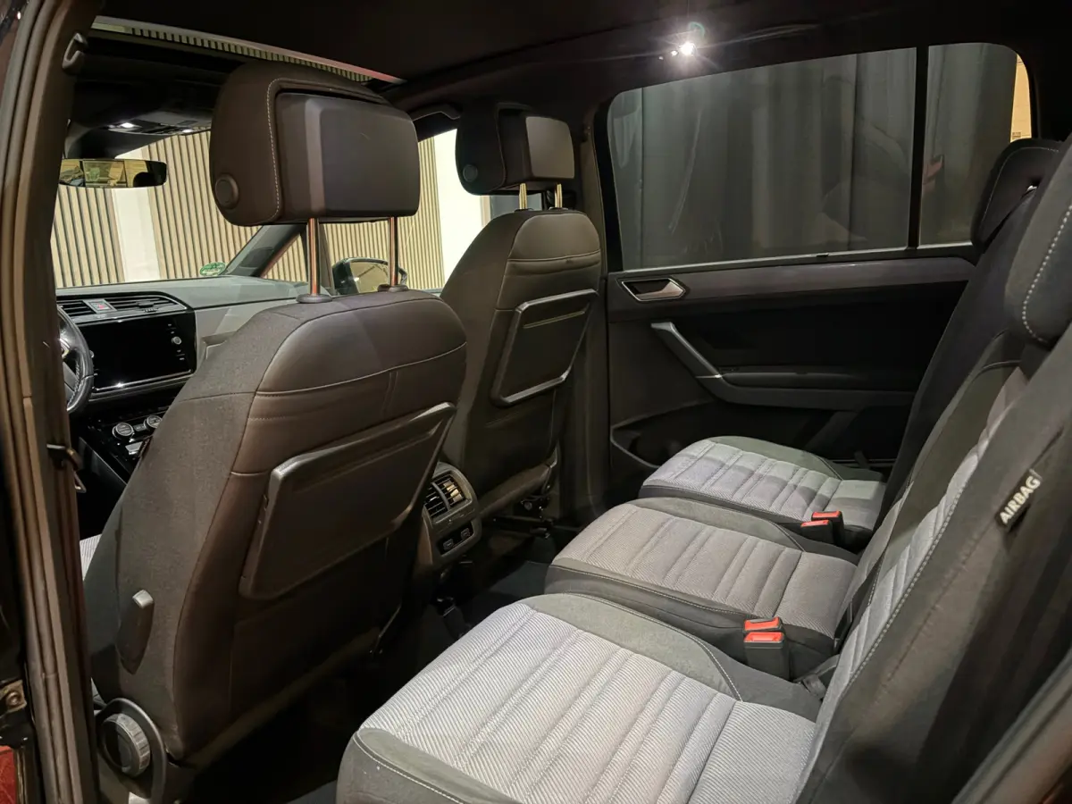 1.5 TSI Highline Executive R-Line-pakket 7p Pano Virtual Camera Keyless ACC Trekhaak