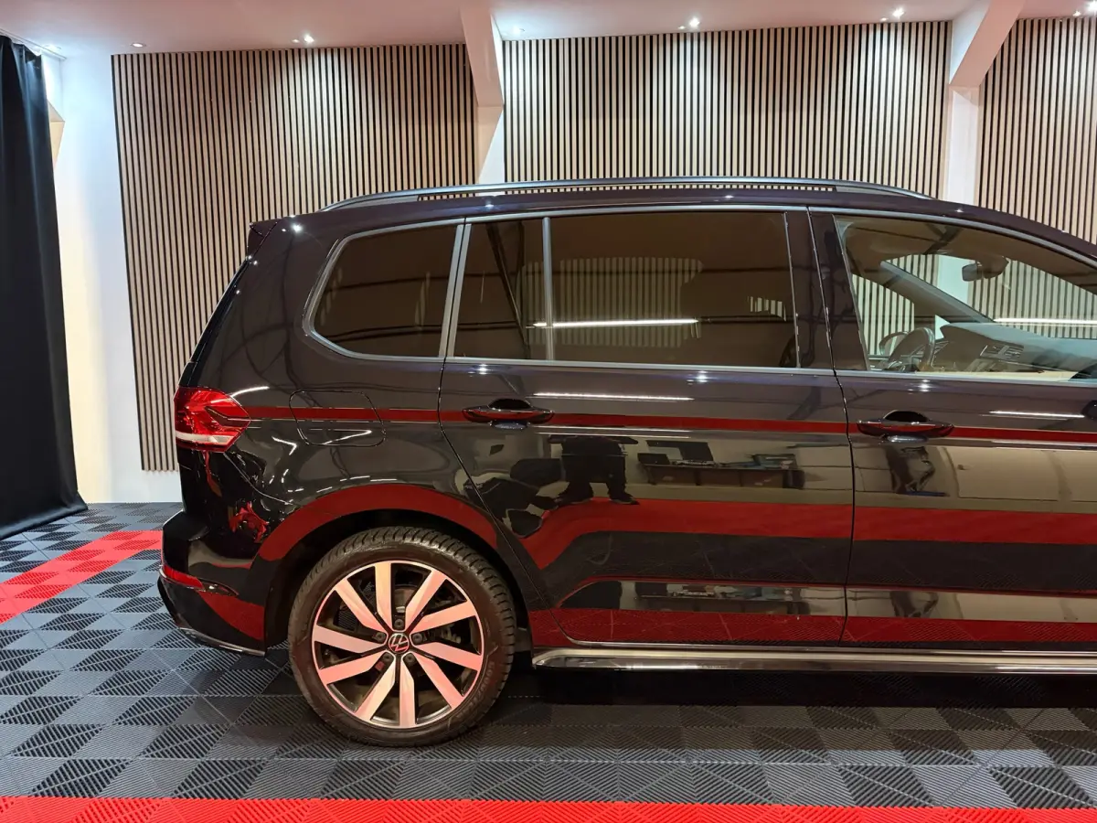 1.5 TSI Highline Executive R-Line-pakket 7p Pano Virtual Camera Keyless ACC Trekhaak