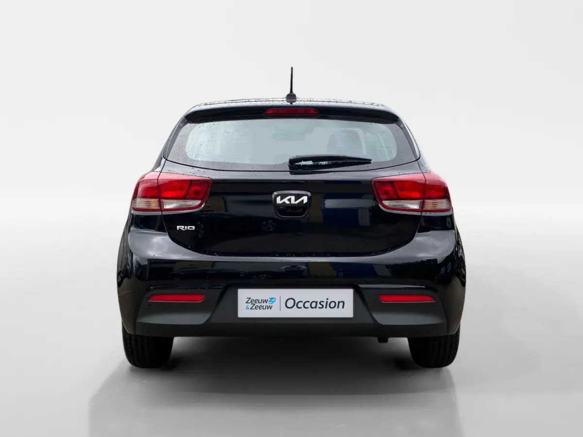 1.0 T-GDi MHEV DynamicLine | Airco | AppleCarPlay Android Auto | 16 inch LM velgen | Parkeercamera | Cruise control | Lineassist |