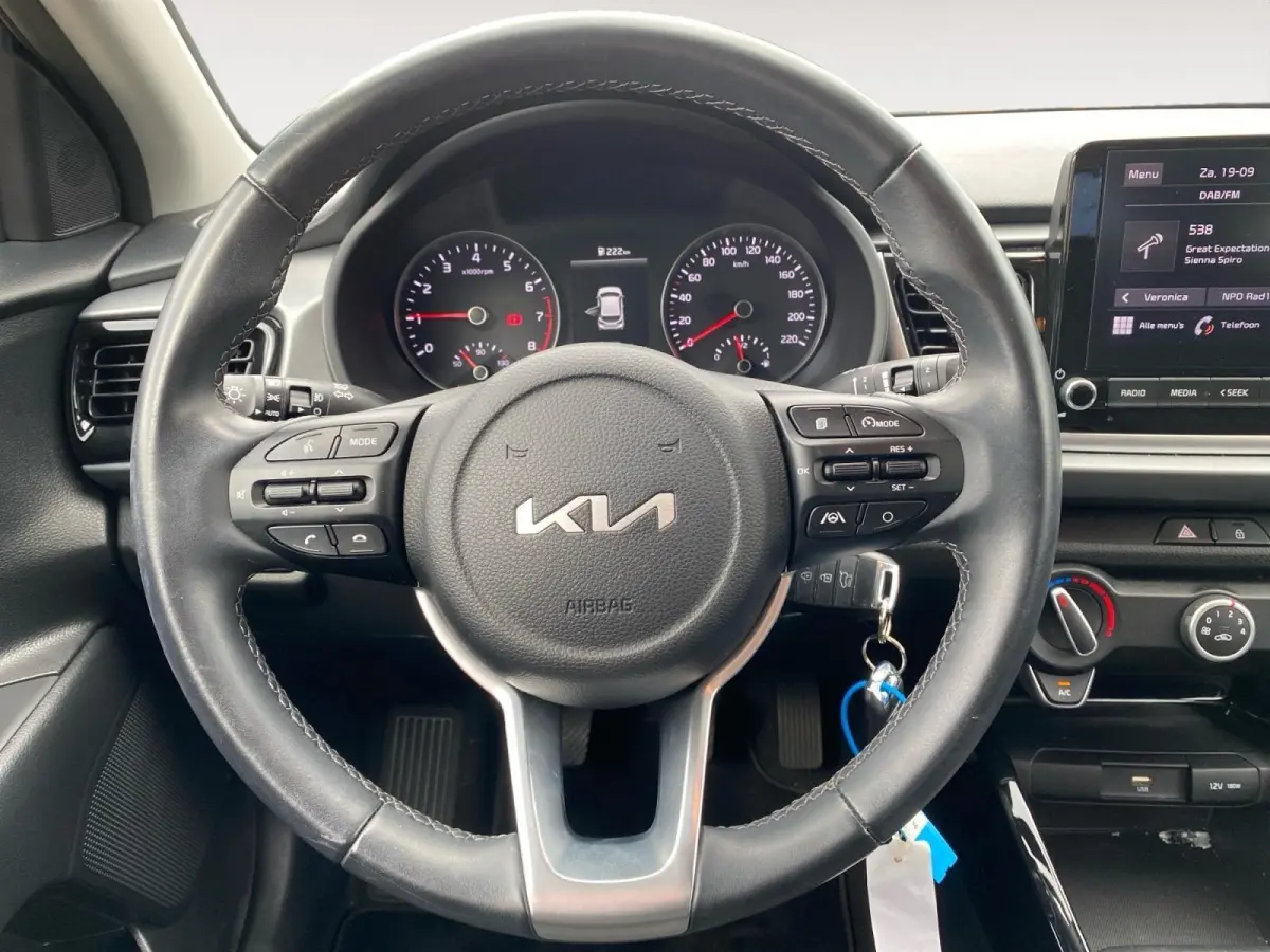 1.0 T-GDi MHEV DynamicLine | Airco | AppleCarPlay Android Auto | 16 inch LM velgen | Parkeercamera | Cruise control | Lineassist |