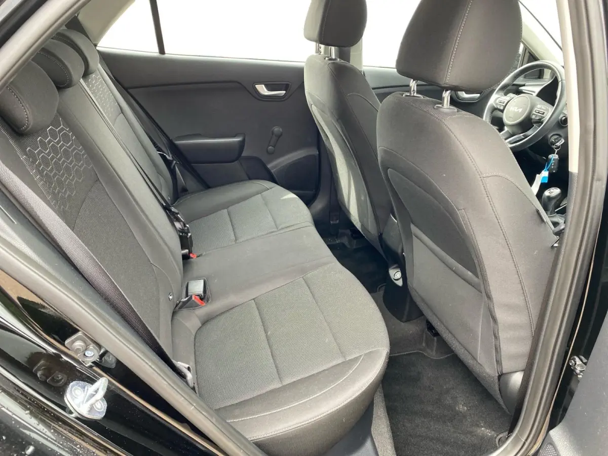 1.0 T-GDi MHEV DynamicLine | Airco | AppleCarPlay Android Auto | 16 inch LM velgen | Parkeercamera | Cruise control | Lineassist |