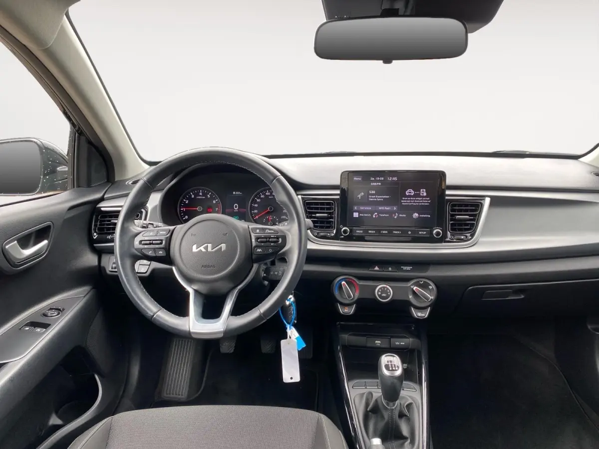 1.0 T-GDi MHEV DynamicLine | Airco | AppleCarPlay Android Auto | 16 inch LM velgen | Parkeercamera | Cruise control | Lineassist |