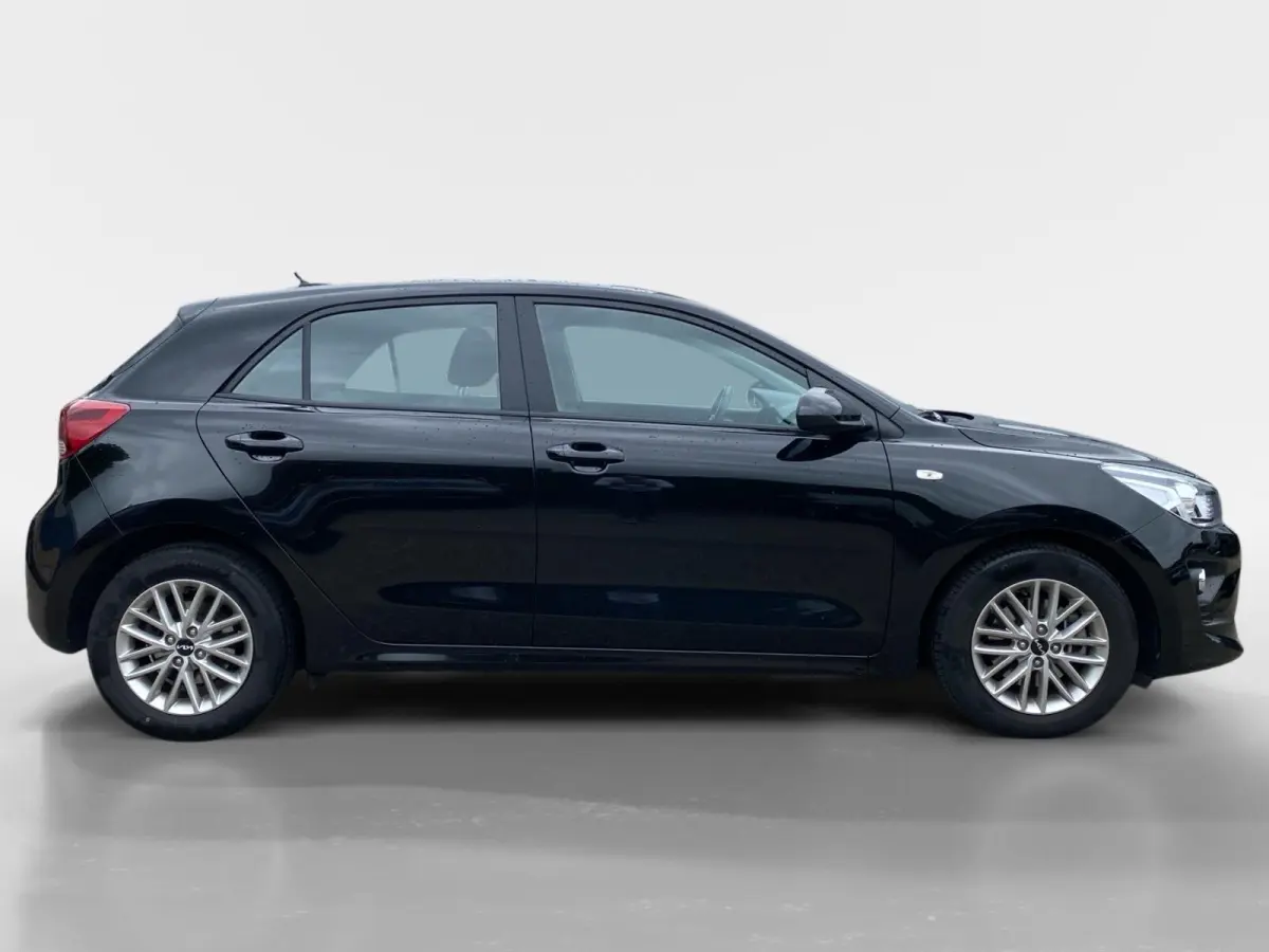 1.0 T-GDi MHEV DynamicLine | Airco | AppleCarPlay Android Auto | 16 inch LM velgen | Parkeercamera | Cruise control | Lineassist |