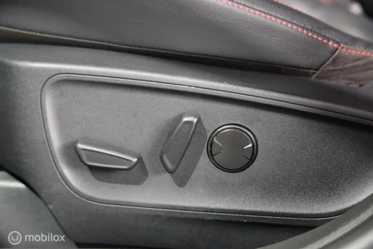 2.5 PHEV ST-Line - Stuur/Stoelverwarming - Carplay - Camera