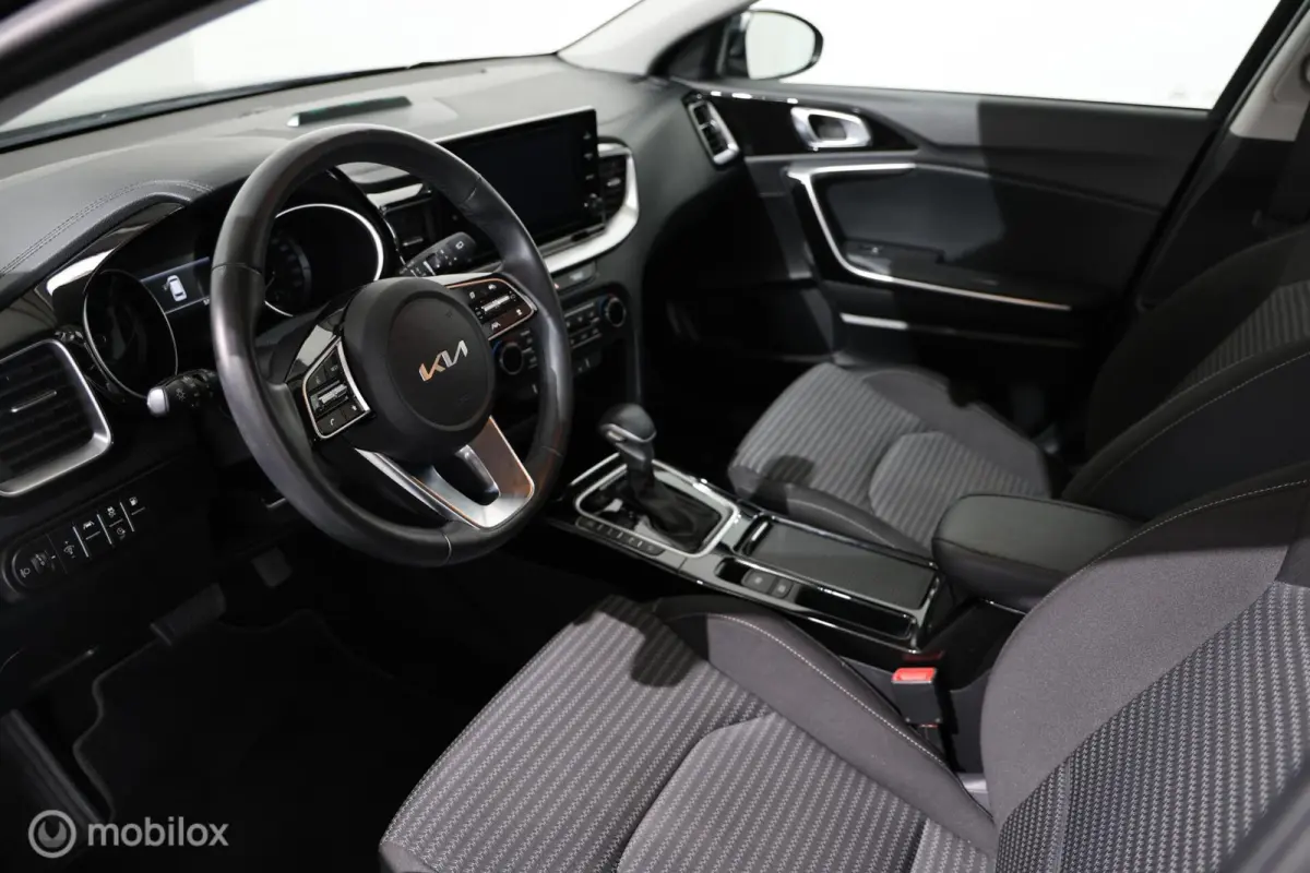 1.6 GDI PHEV DynamicLine - Stuur/Stoelverwarming - Carplay - Camera