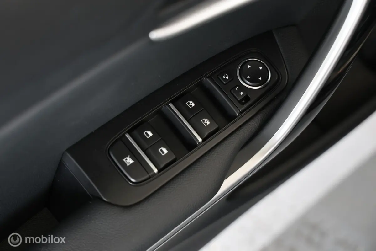 1.6 GDI PHEV DynamicLine - Stuur/Stoelverwarming - Carplay - Camera