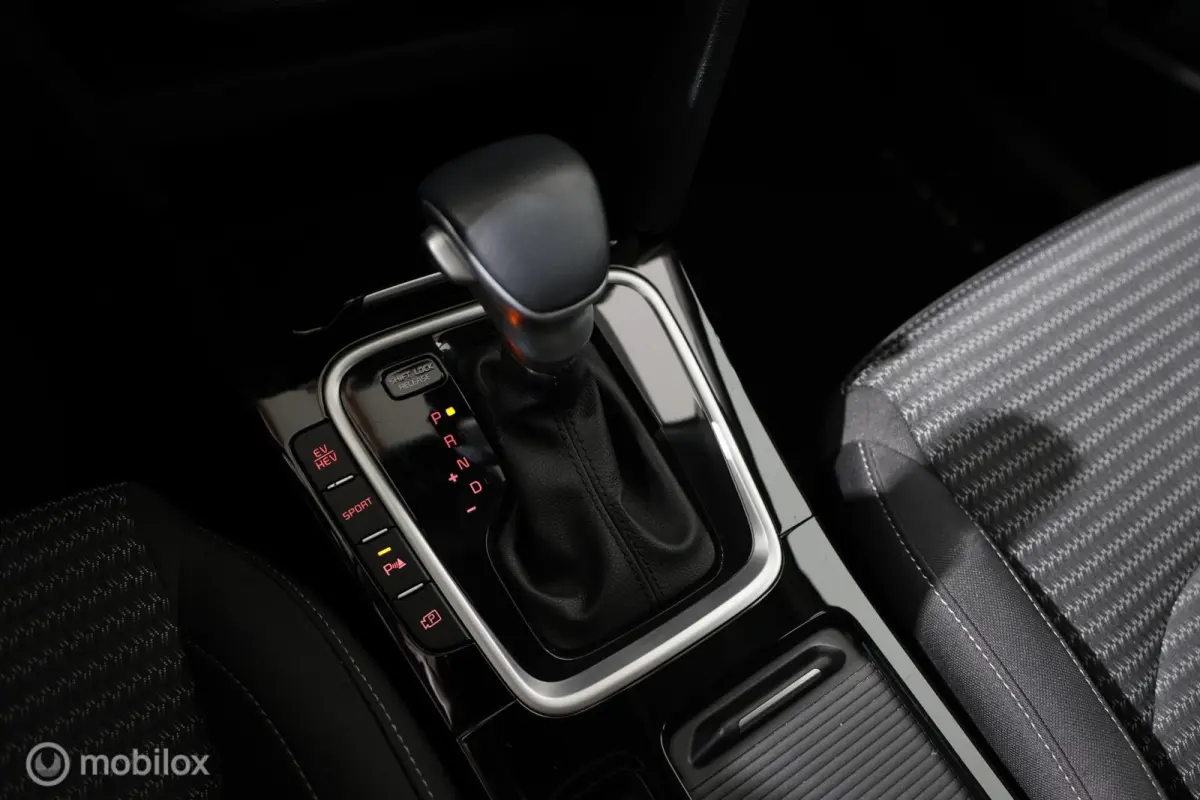 1.6 GDI PHEV DynamicLine - Stuur/Stoelverwarming - Carplay - Camera