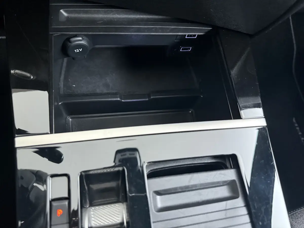 1.2 Turbo GS Trekhaak | All-seasons | Apple Carplay/Android Auto|telefoonintegratie premium | Cruise control adaptief met Stop&Go | Electronic climate controle