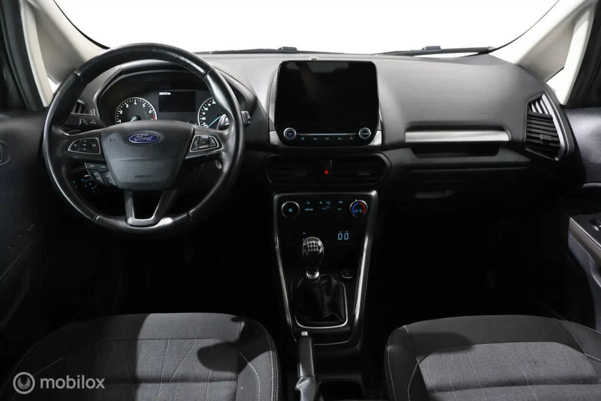 1.0 EcoBoost Titanium - Trekhaak - Carplay - Cruise control