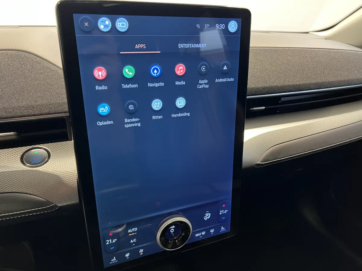 Extended RWD 98 kWh | Navigatie/Android/Apple Carplay | Panoramadak | Voorstoelen/Stuur/Voorruit Verwarmd | Cruise Control Adaptief | Achteruitrijcamera |