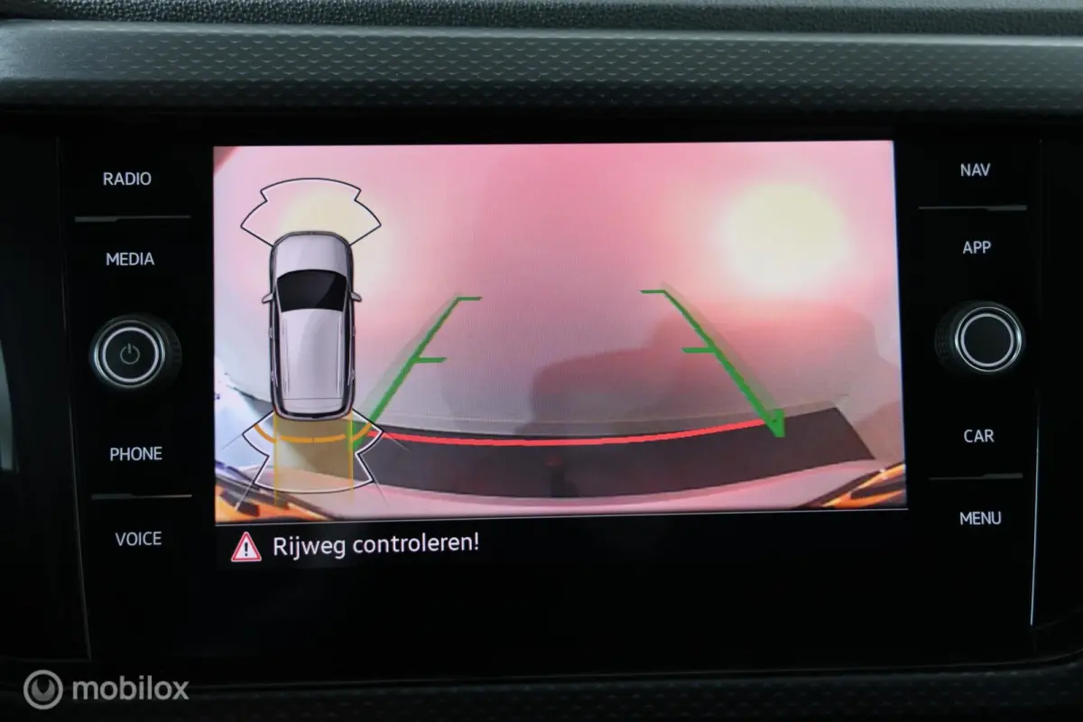 1.0 TSI Style - Trekhaak afneembaar - Carplay - Stoelverwarming