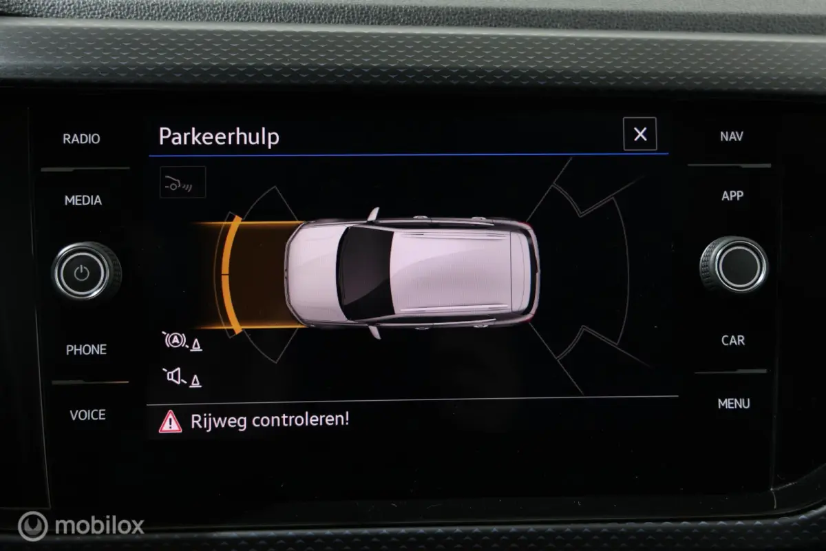 1.0 TSI Style - Trekhaak afneembaar - Carplay - Stoelverwarming