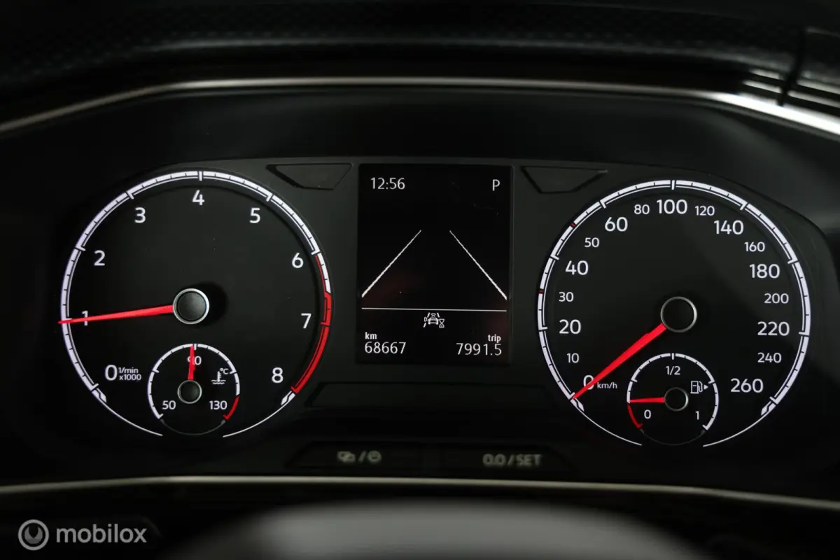 1.0 TSI Style - Trekhaak afneembaar - Carplay - Stoelverwarming