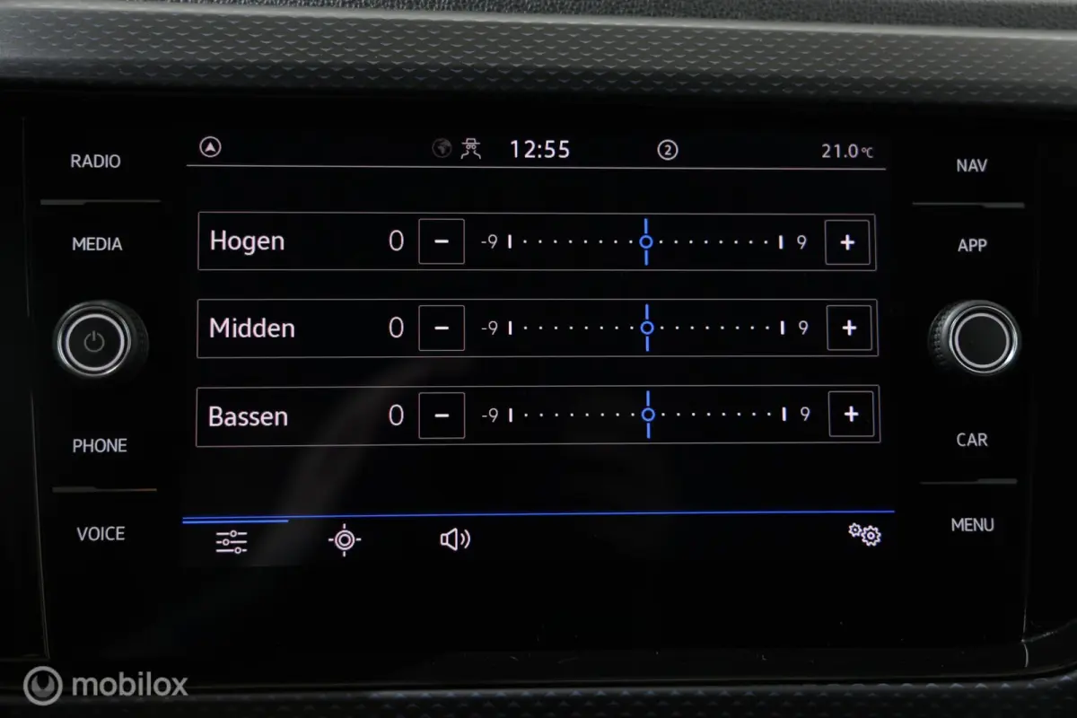 1.0 TSI Style - Trekhaak afneembaar - Carplay - Stoelverwarming