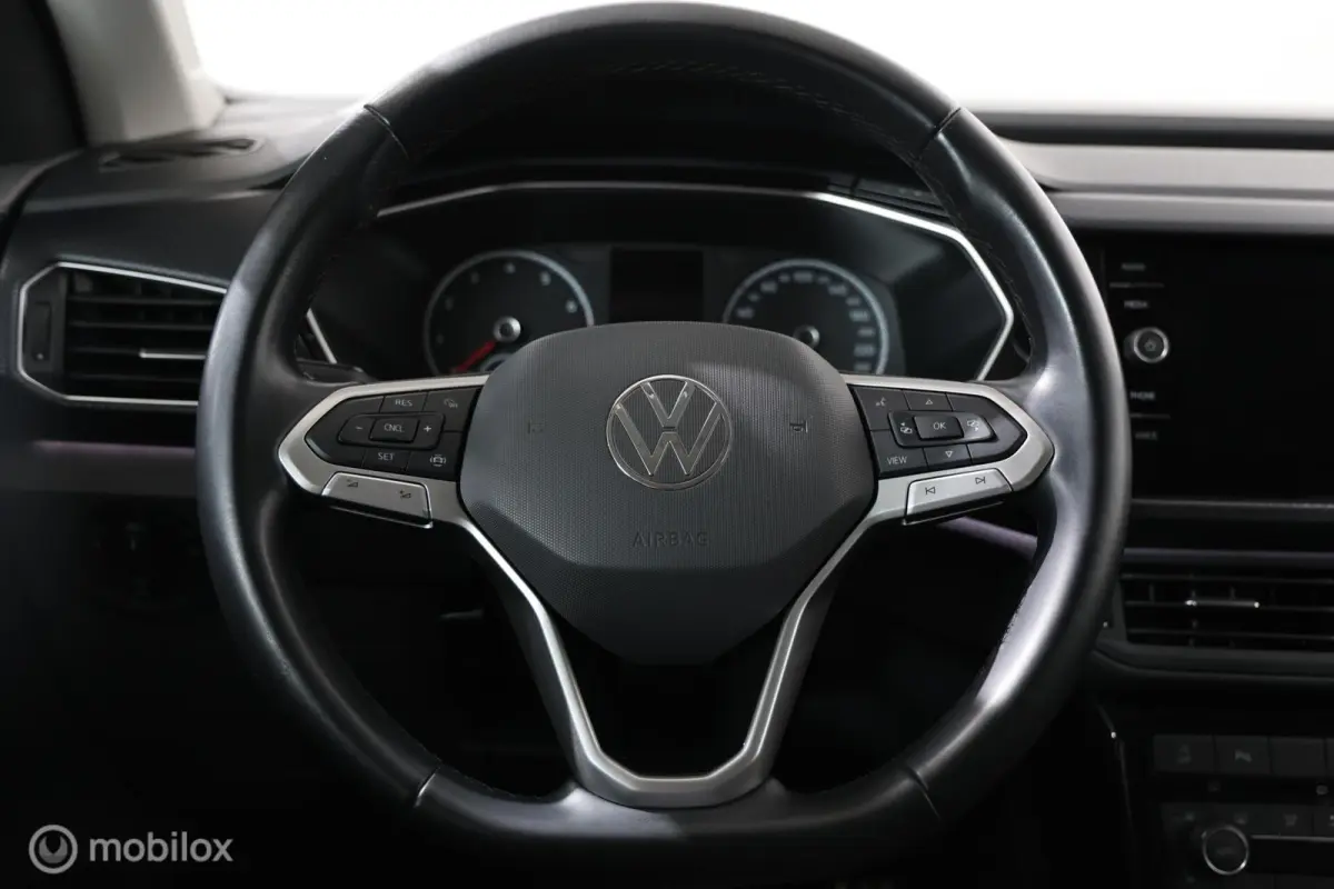 1.0 TSI Style - Trekhaak afneembaar - Carplay - Stoelverwarming