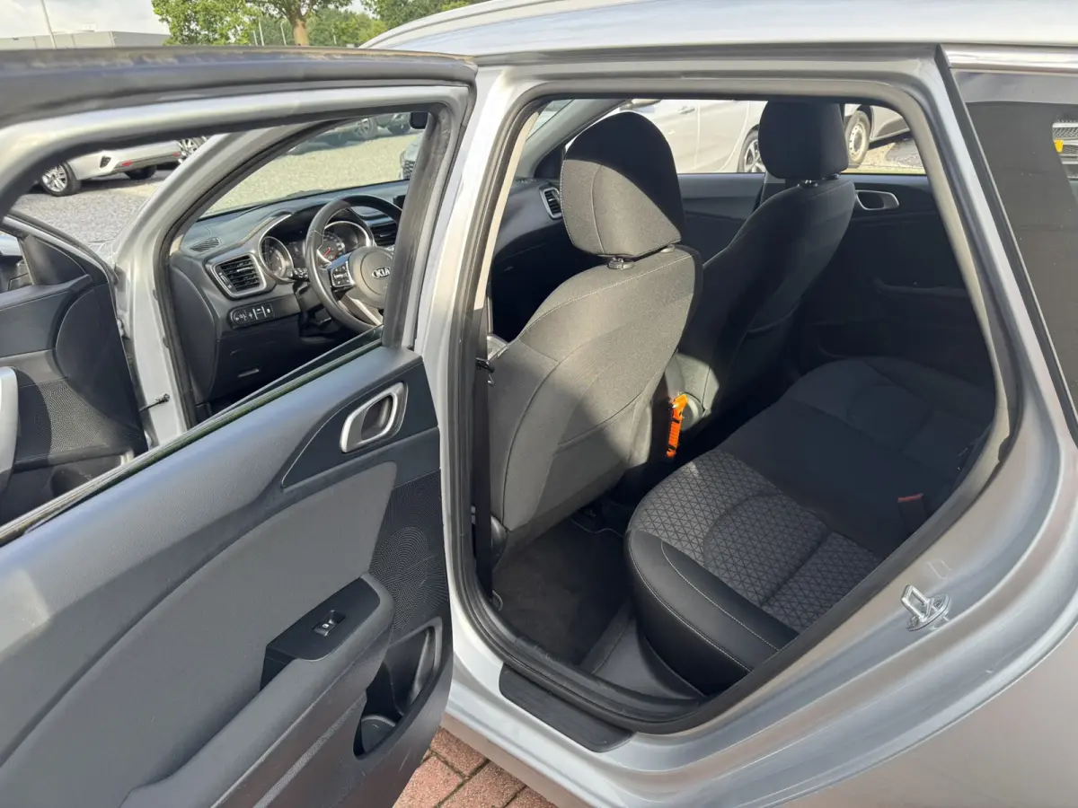 1.6 CRDi DynamicLine, Euro 6, Automaat, Marge, Apple Carplay
