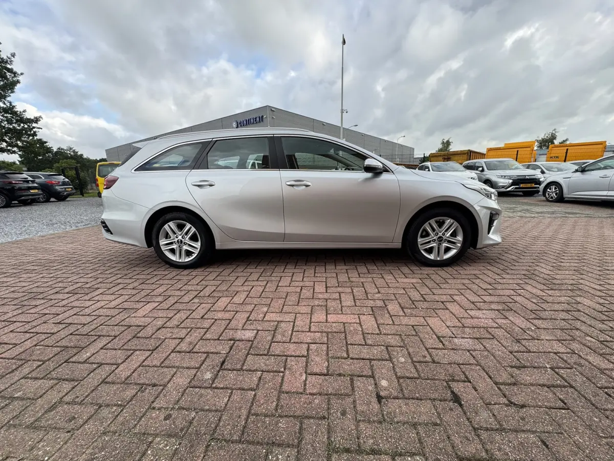 1.6 CRDi DynamicLine, Euro 6, Automaat, Marge, Apple Carplay