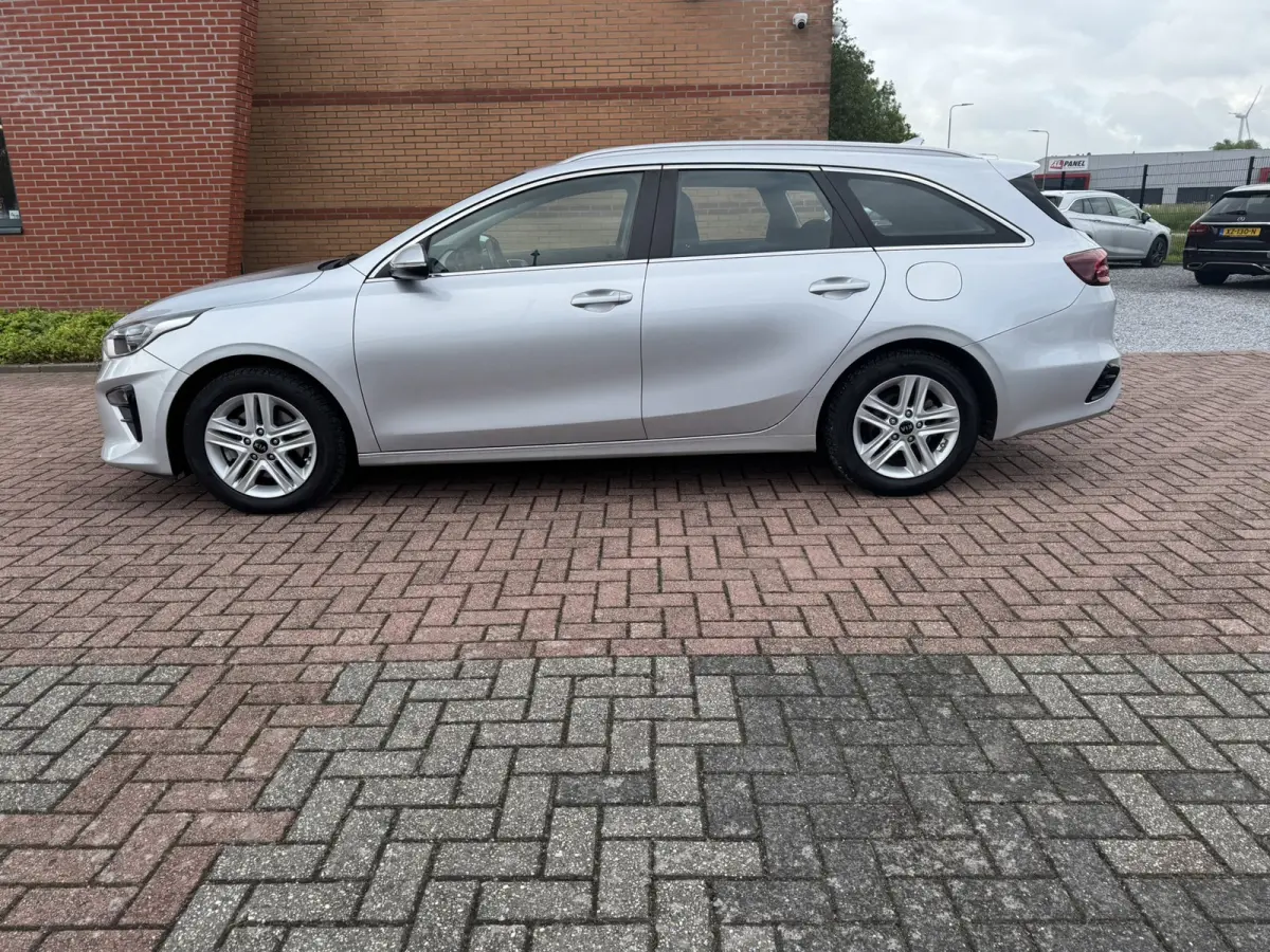 1.6 CRDi DynamicLine, Euro 6, Automaat, Marge, Apple Carplay
