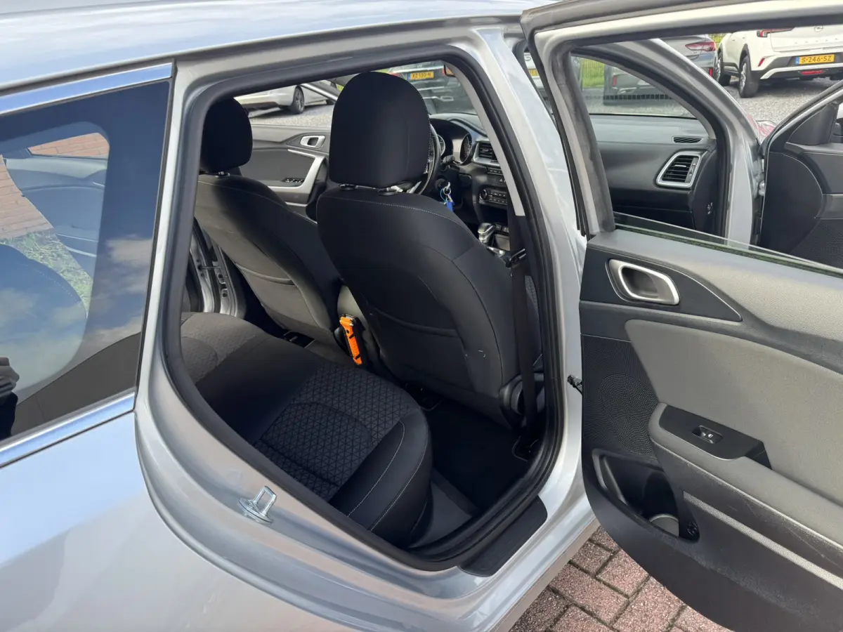 1.6 CRDi DynamicLine, Euro 6, Automaat, Marge, Apple Carplay