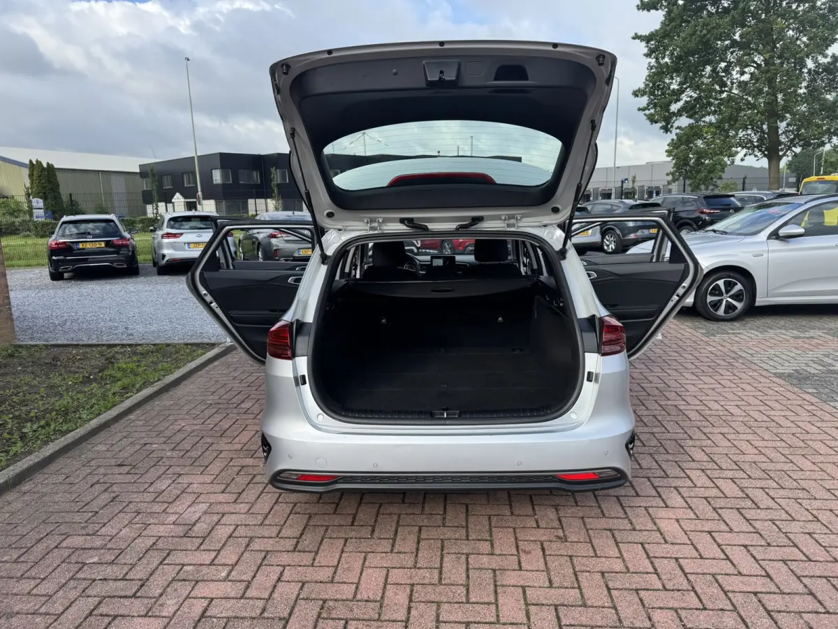 1.6 CRDi DynamicLine, Euro 6, Automaat, Marge, Apple Carplay