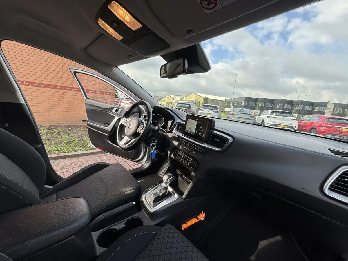 1.6 CRDi DynamicLine, Euro 6, Automaat, Marge, Apple Carplay