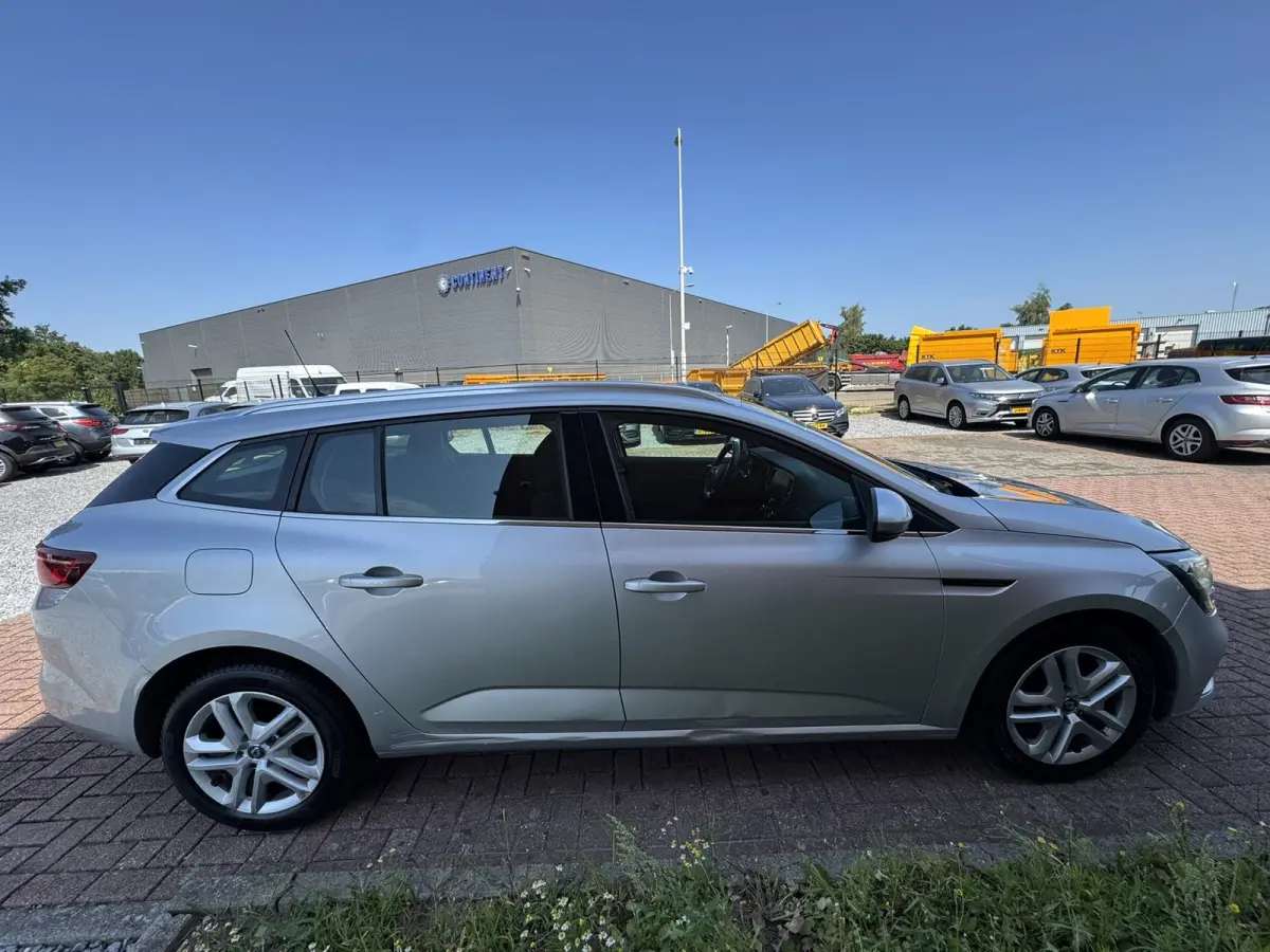 1.5 dCi Zen, Automaat, Euro 6, Marge, Apple Carplay