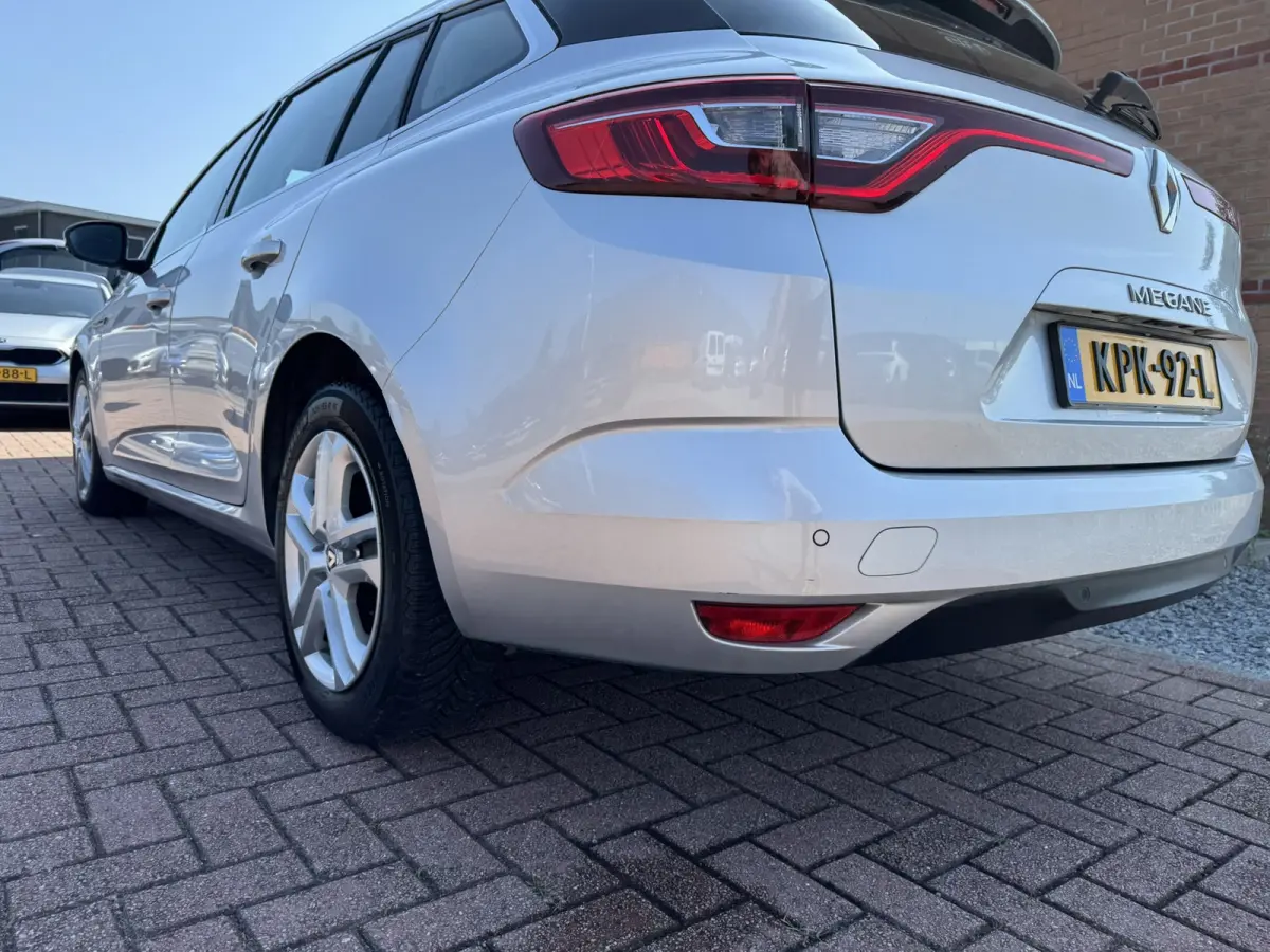 1.5 dCi Zen, Automaat, Euro 6, Marge, Apple Carplay
