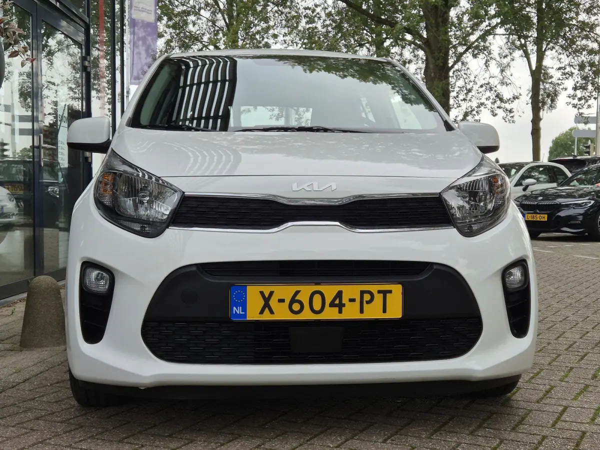 1.0 DPi DynamicLine AUTOMAAT | Navigatie via Apple Carplay | Airco | Licht metalen velgen | Cruise Control