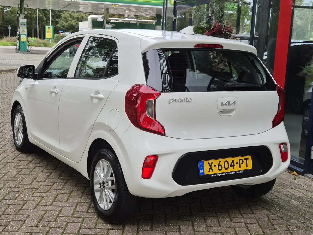 1.0 DPi DynamicLine AUTOMAAT | Navigatie via Apple Carplay | Airco | Licht metalen velgen | Cruise Control
